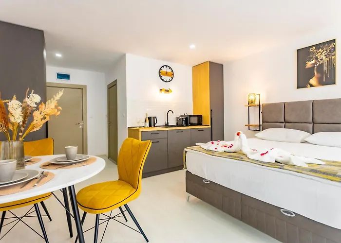 J'adore Secret Garden A&k Deluxe Apartament